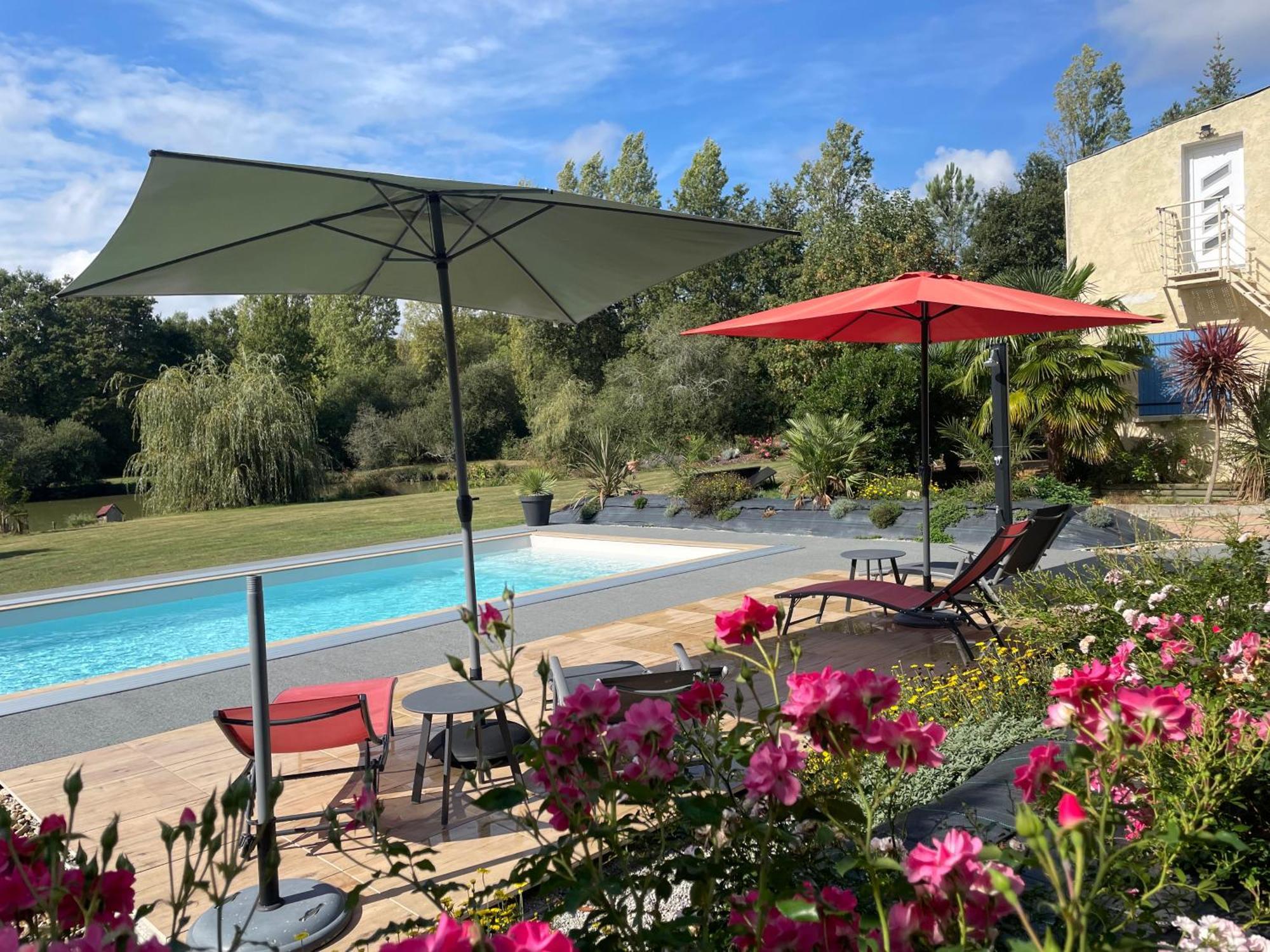 Gîte Douceur de vivre Saint-Avaugourd-des-Landes Extérieur photo