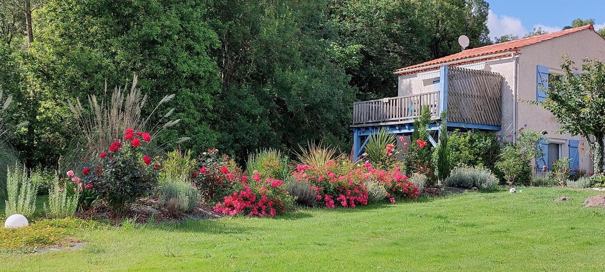 Gîte Douceur de vivre Saint-Avaugourd-des-Landes Extérieur photo